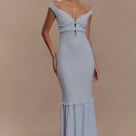 Meshki Dresses & Skirts - MESHKI natalie off shoulder maxi dress